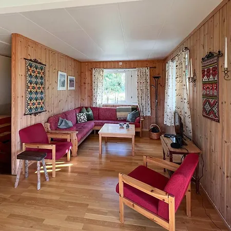 Сasa de vacaciones 3 Bedroom Stunning In Sør-Fron